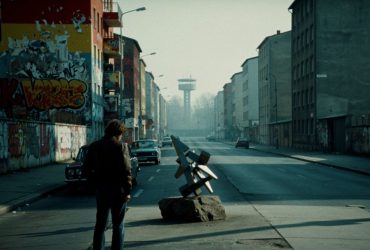 Als die Mauer zur Leinwand wurde: Neue Blicke auf Kunst im Kalten Krieg