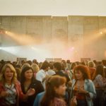 Als die Mauern fielen: Ost-West-Begegnungen auf Festivals in den 80ern
