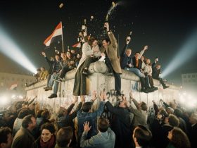 Der Dammbruch der Geschichte: Neuigkeiten zu ‚Die Nacht des Mauerfalls‘