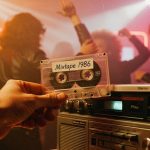 Das knisternde Herz Berlins: Die Wiederentdeckung der Kassetten-Szene